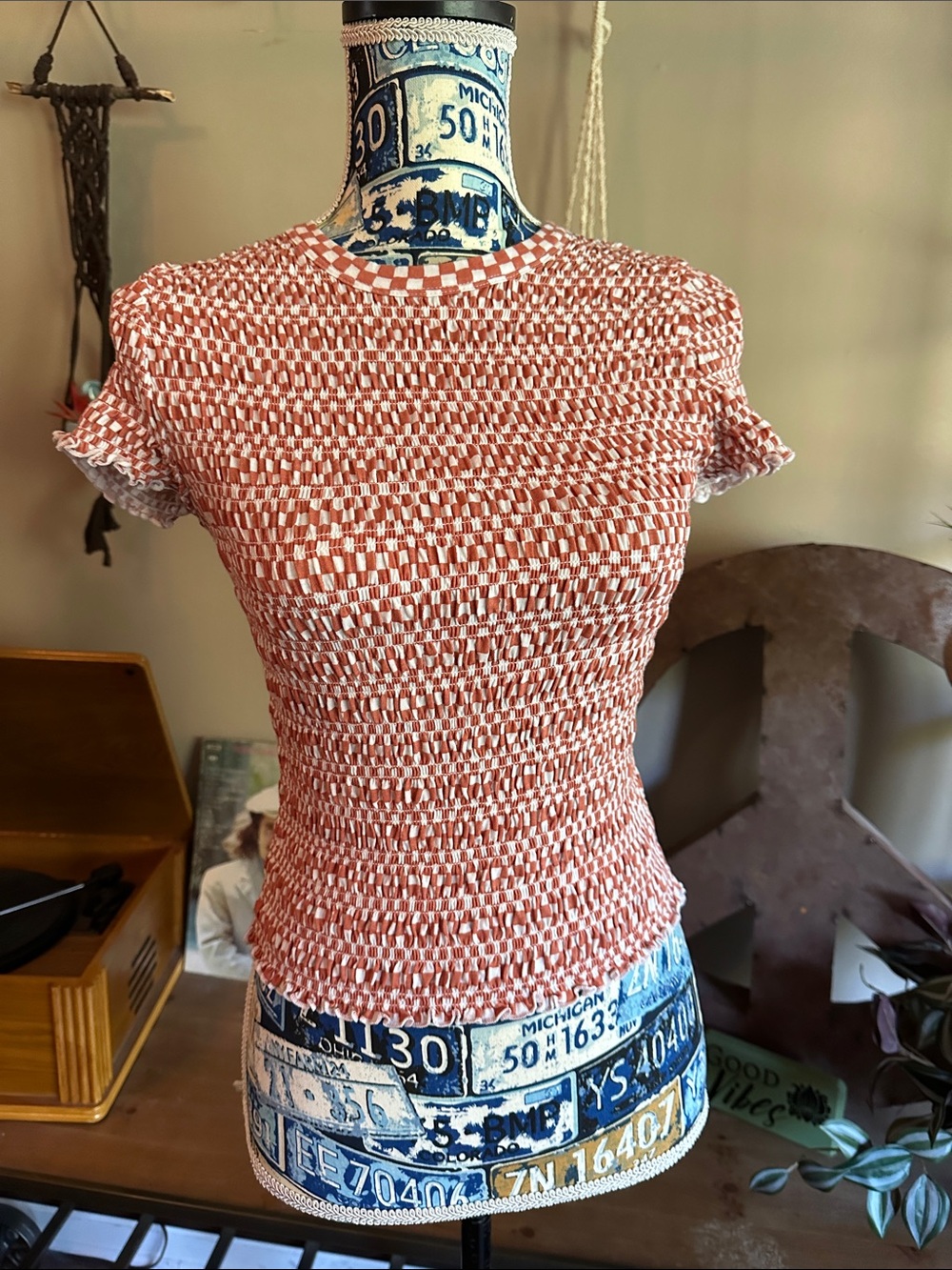 American Eagle Outfitters Orange & White Smocked Short Sleeve Top